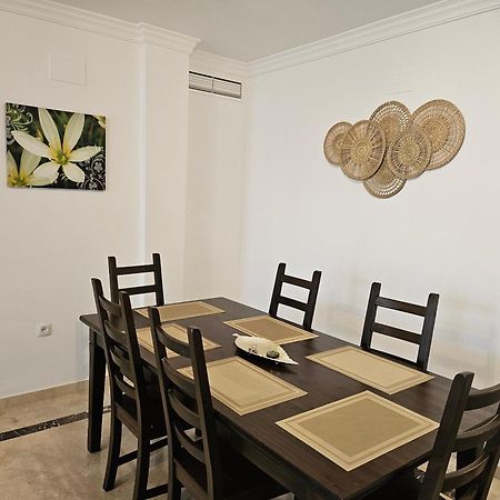 3 Bedrooms With Pool & Parking, Close To Sea And Gibraltar มานิลบา ภายนอก รูปภาพ