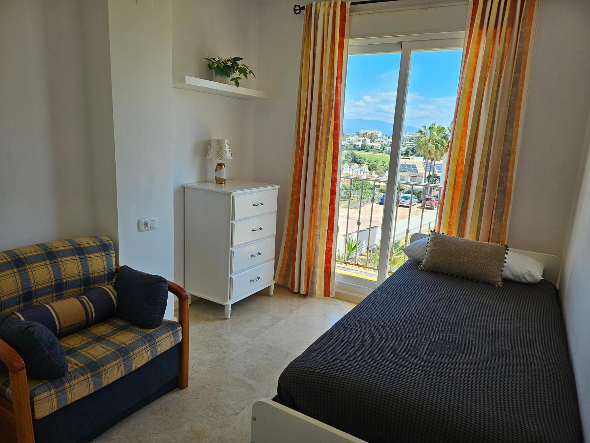 3 Bedrooms With Pool & Parking, Close To Sea And Gibraltar มานิลบา ภายนอก รูปภาพ